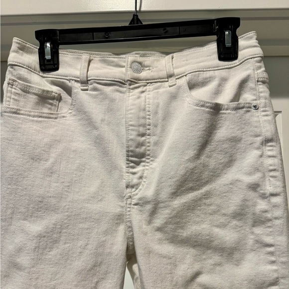 EXPRESS Slim Super High Rise Denim Perfect Size 8R  White Straight Leg Jeans - Picture 3 of 17